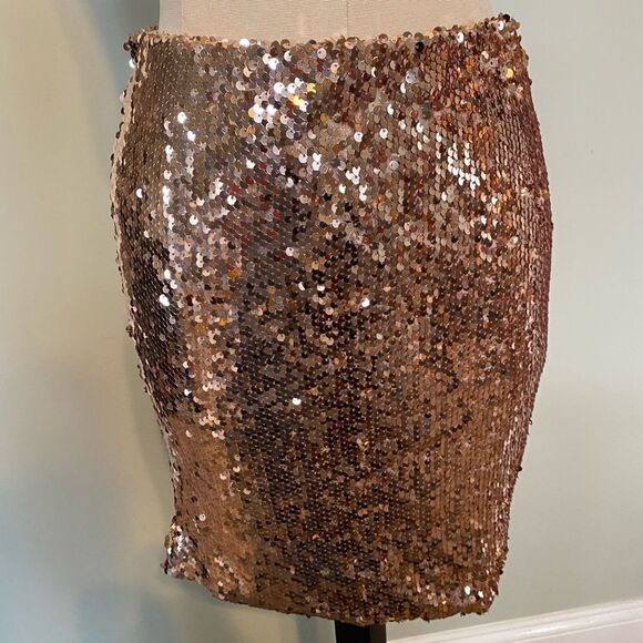 Pinklicious Sequined Skirt Sz Med - Picture 2 of 6